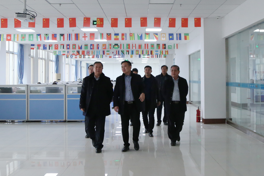 Сердечно приветствуем лидеров электромеханической компании Xianhe для посещения China Coal Group